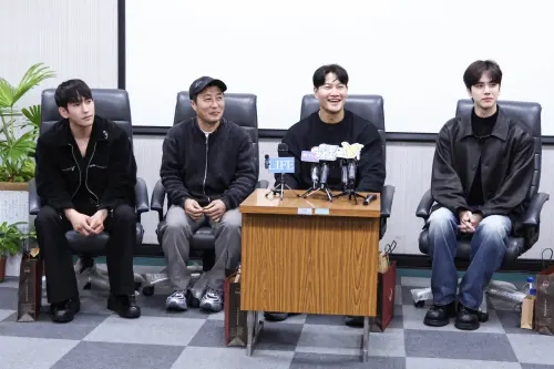 ▲金鐘國（金鍾國）、陸俊書、金炳萬、THE BOYZ金泳勳來台錄製《生存王2》。（圖／記者朱永強攝）