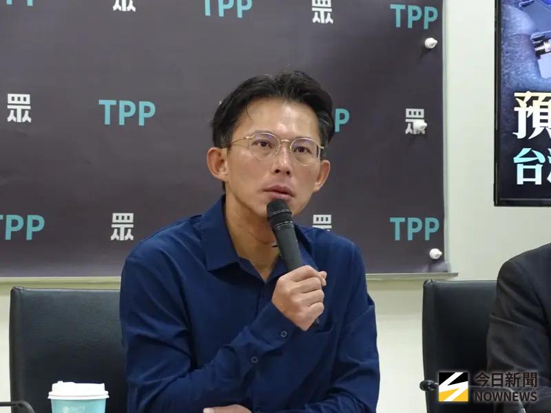 ▲賴清德總統缺席立院彈劾說明，民眾黨主席黃國昌轟獨裁心態顯露無遺。（圖／記者呂炯昌攝）