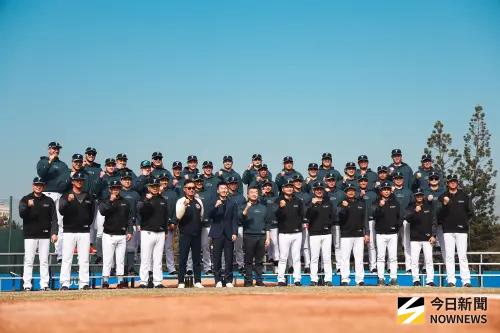 2026經典賽熱身賽懶人包》啦啦隊應援班表、賽程、轉播、門票看這
