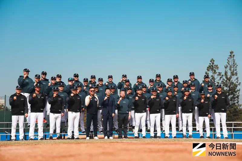 經典賽／官辦熱身賽賽程出爐！台灣吹冷風戰二軍　網不滿：差太多