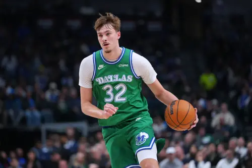 NBA／獨行俠狀元弗拉格扭傷左踝提前退場　禁區大將加福德也傷退
