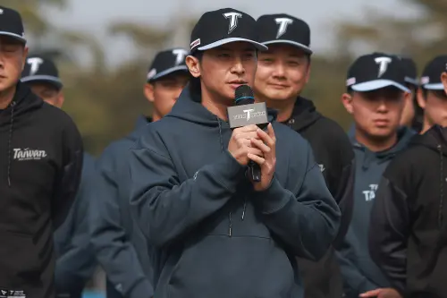 經典賽／陳傑憲接「隊長」過程超尷尬！如廁到一半　曾豪駒來敲門
