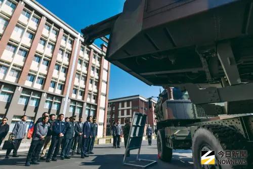 ▲賴清德視察陸軍最新裝備海馬士M142多管火箭系統。（圖／記者莊全成攝，2026.01.15）