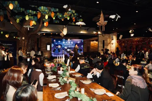 ▲嘉義縣文化觀光局輔導觀光產業有成，今(15)日舉辦114年度觀光產業輔導成果發表會，縣長親自頒獎表揚。（圖／縣府提供）