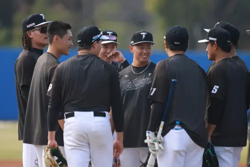 經典賽／中華隊32人集訓！「1位置」超競爭　球迷：別忘了還有他
