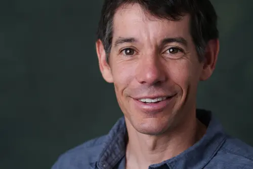 什麼是徒手攀岩？走在死神指尖之藝術　世上容錯率最低的運動之一
