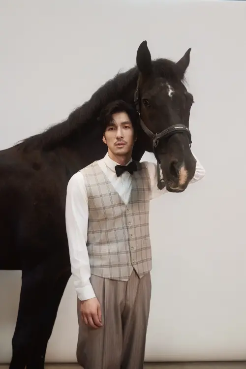 ▲楊銀豪精通德英日語跟一些中文，因此在鏡頭上多了異國的魅力。（圖／幸星娛樂提供）