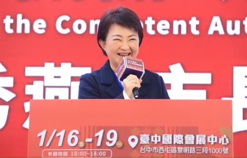 盧秀燕公開拜託「請總統讓我咬耳朵」　賴清德笑著要她先做這事
