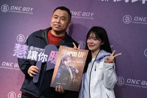 ▲李多慧ONE BOY一日店長。（圖／記者朱永強攝）