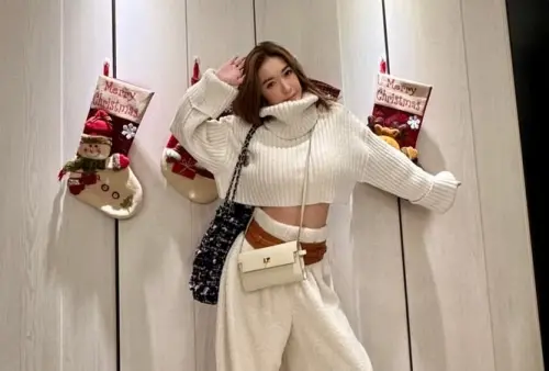 ▲許維恩（如圖）與王家梁2021年結婚，目前育有1女「忒忒」，一家3口家庭生活幸福甜蜜。（圖／翻攝自許維恩IG）