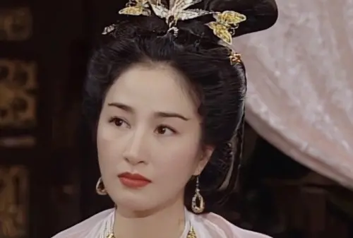 ▲關詠荷曾是TVB頒獎典禮首屆視后，曾經是高收視的保證。（圖／摘自TVB Best Drama 熱播劇場 YT）