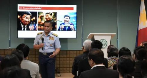 菲律賓官員PO習近平漫畫照惹議　中國使館抗議被回嗆轉移南海焦點
