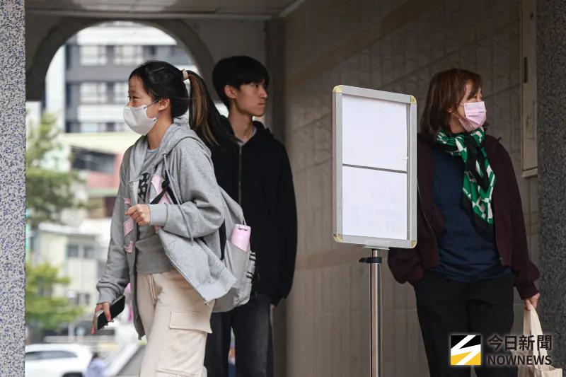 學測第三天／社會不再「背多分」　台積電、健保、堰塞湖入題