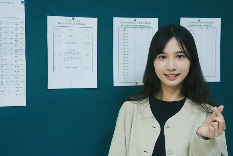 高雄警界新血顏值太高！男帥女美照曝光　網喊：「好想被逮捕」