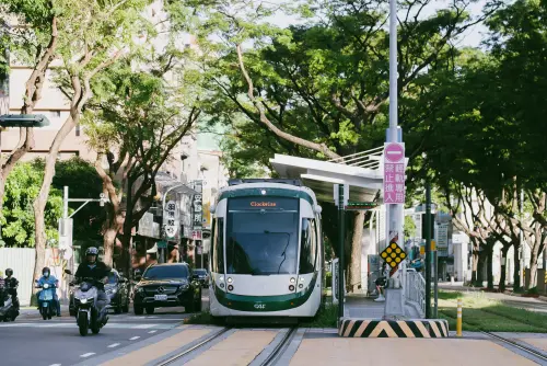 高雄輕軌碰撞事故　去年大幅下降27%
