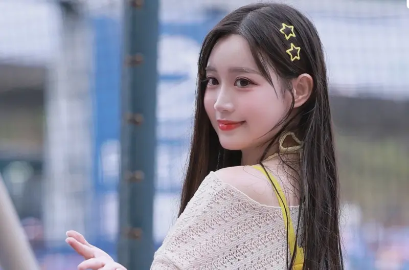 邊荷律經歷父喪要返台了！經紀人曝光鼻酸對話　急籲粉絲不要接機