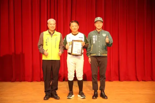 林智鴻攜手高市社福總　力邀洪一中鳳山開講
