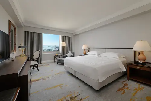 ▲今年冬日遊樂園（高雄燈會）公布今年話題 IP將是「超人力霸王」，高雄漢來大飯店也表示房客將可享有免費接駁到會場之服務。（圖／高雄漢來大飯店提供www.grand-hilai.com）