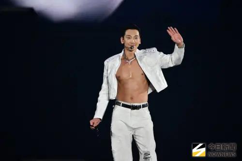 RAIN小巨蛋點名聽障粉不跳！真相惹哭萬人　天王繁體中文親道歉
