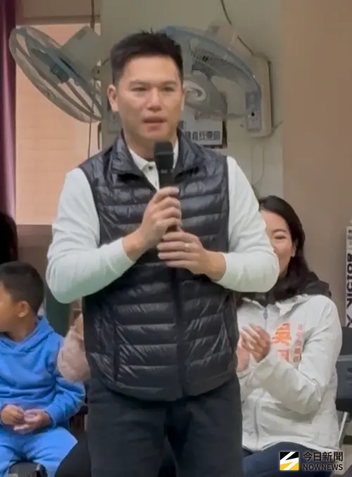 ▲運彩公會理事長何昱奇則透過特助林承毅表示：希望這小小的贈球之舉，能對基層體育發展盡一份綿力。（圖／記者金武鳳攝，2026.1.18)