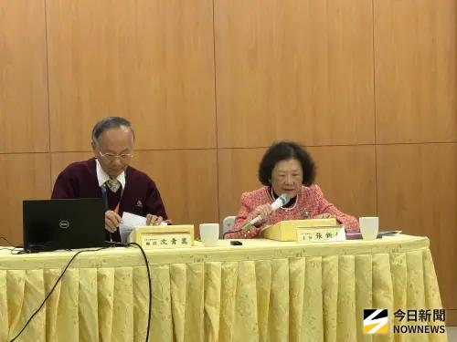 ▲大考中心顧問沈青嵩（左）、大考中心主任張新仁（右）。（圖／記者李青縈攝）