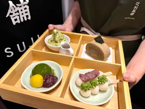 ▲辻利茶舗打造四宮格「辻利時光套餐」480元。（圖／記者蕭涵云攝）