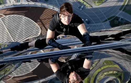 阿湯哥出《任務》想爬台北101被打槍！改攀杜拜哈里發塔票房翻紅
