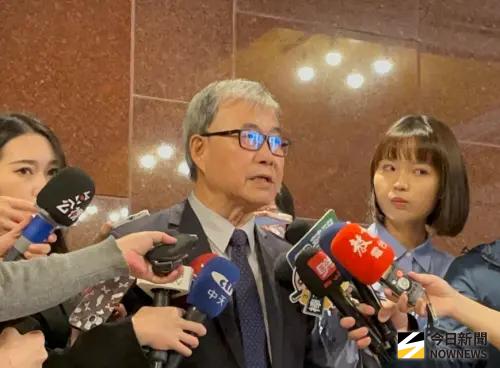 中配教寫作業怨繁體字好煩！竟喊盼盡快統一　教育部回應了
