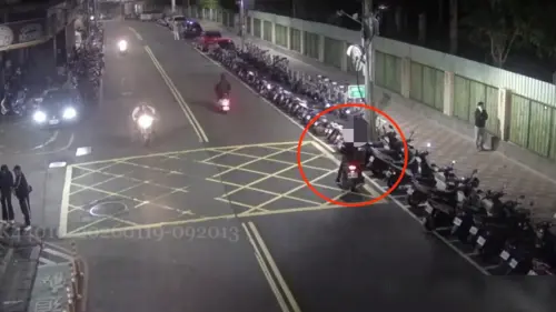 ▲老夫妻「靠25元蔥油餅維生」遭逆子刀刀見骨砍死！死者最後身影曝。（圖／翻攝畫面）