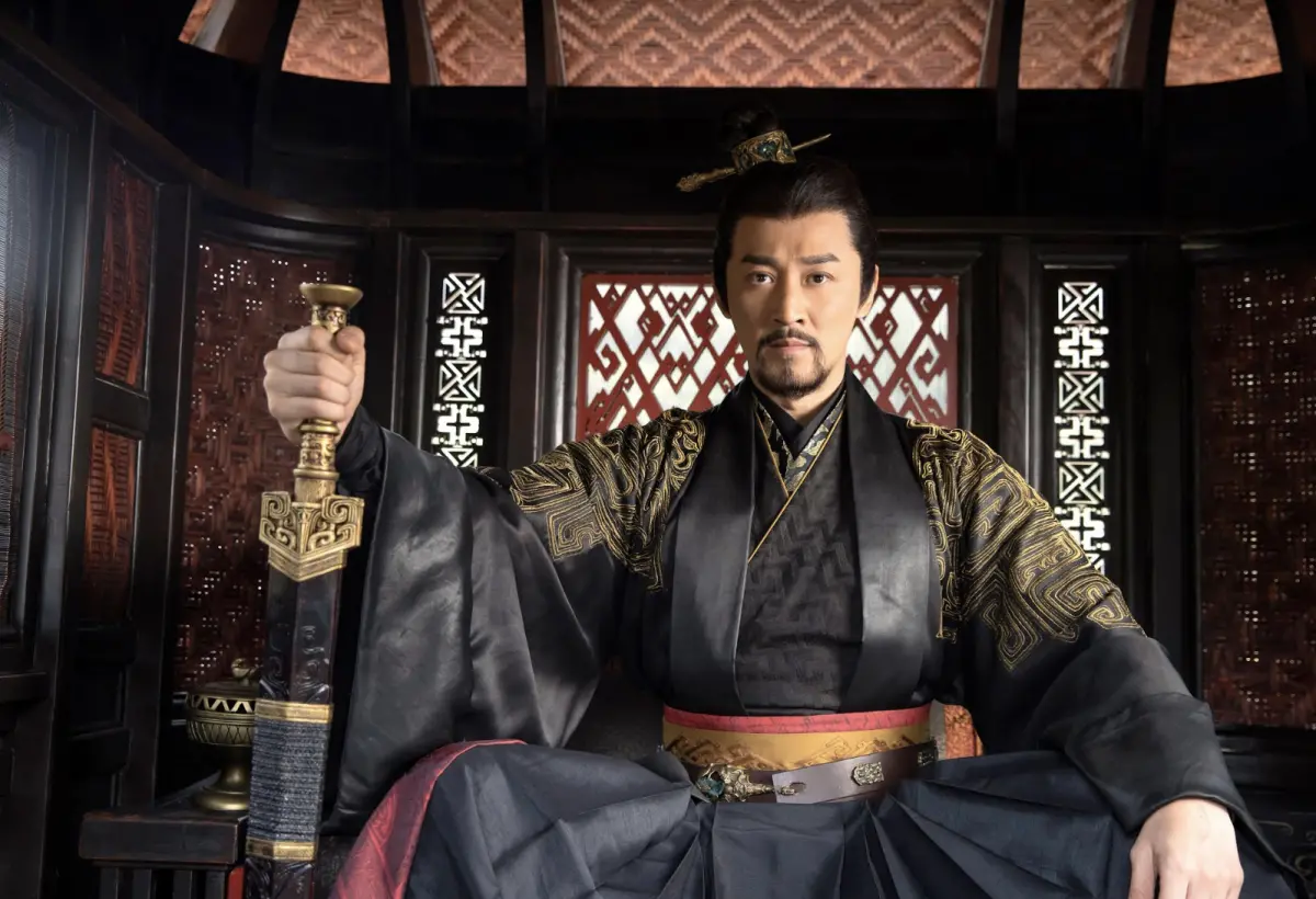 ▲在《尋秦記》演霸氣秦王的林峯將旋風襲台！粉絲盼來大王，他也將在1月25日一天內趕6場見面活動，甚至還要去台中，誠意滿滿。（圖／華映娛樂提供）