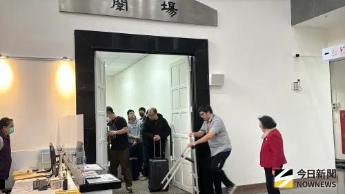 學測第三天／見到陽光了！逾百名學測試務人員出闈
