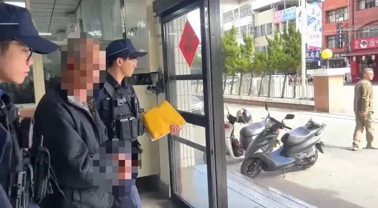 打麻將狂輸4萬多！花蓮男懷疑牌友出老千詐賭　酒後怒砍人慘被逮