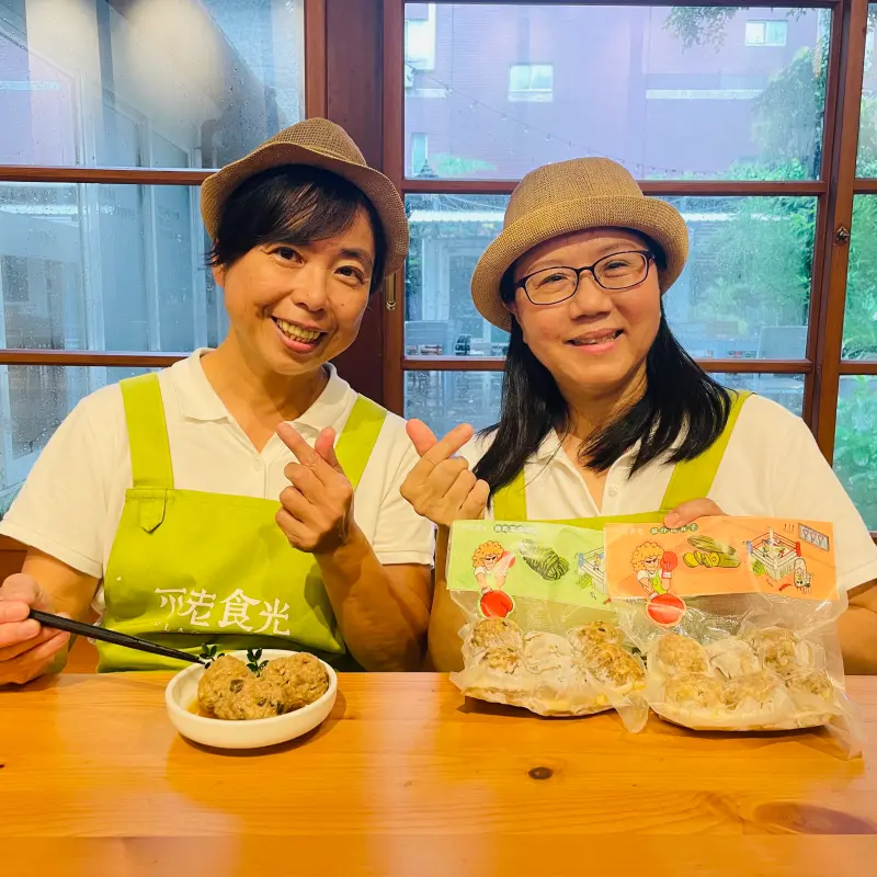 最暖心　阿公阿嬤掌杓首推手路年菜預購