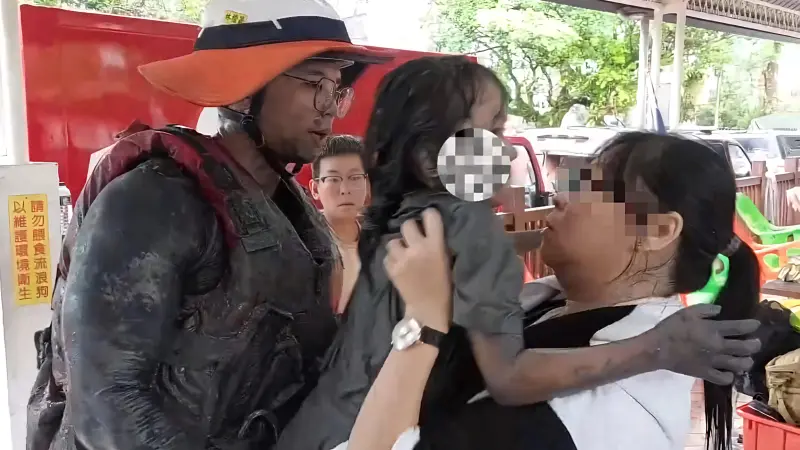 屏東消防績優表揚　花蓮獲救女童現身致謝