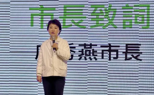 ▲盧秀燕致詞時稱讚新任總召周永鴻問政時兼顧行政與立法的視角。（圖／周永鴻提供，2026.01.19）