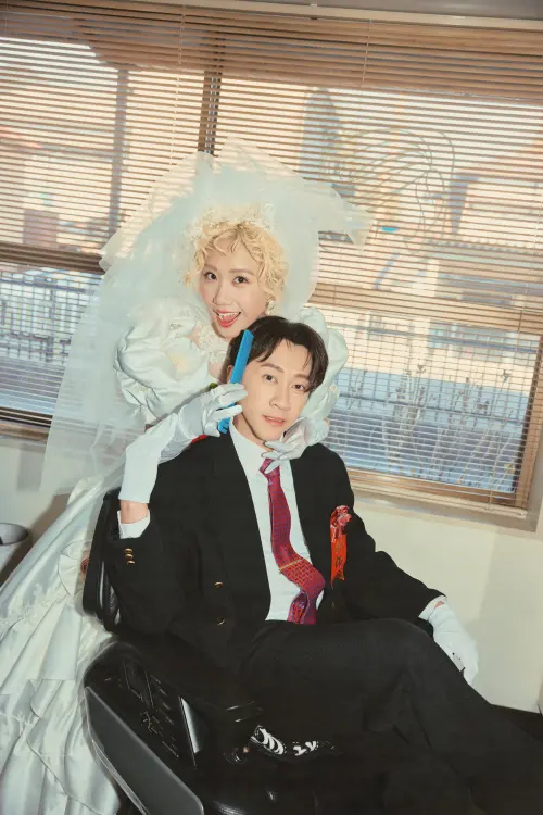 ▲LULU（左）擔任婚禮總企劃。（圖／天地合娛樂提供）