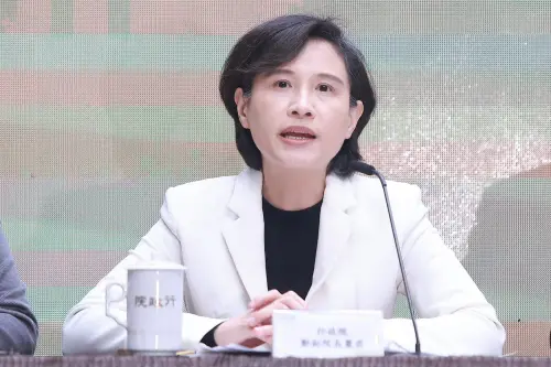 簽署協議後完成最後一哩路！鄭麗君憶非傳統談判：總是有人沒睡覺
