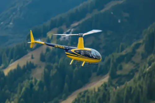 阿蘇火山直升機失聯疑載2台灣人　觀光署：未獲通報、持續關注
