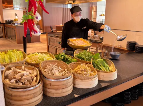 ▲花蓮潔西艾美渡假酒店規劃至年前每週五、六、日推出探索廚房早午餐系列，主打原型食物為特色。（圖／花蓮潔西艾美渡假酒店提供 www.lemeridien-hualien-resort.com）