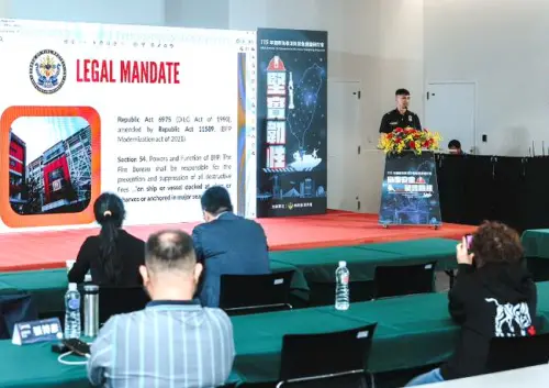 ▲與會國際海事消防學者專家針對跨國海事應變組織與實務案例進行深度交流，以開啟跨國災害應變領域新視野。(圖／台灣港務公司提供)