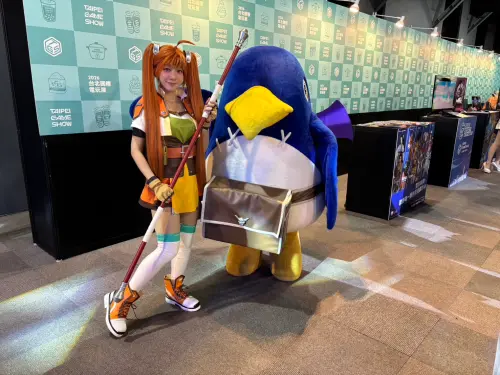 ▲2026台北國際電玩展共匯集26個國家、399家廠商參與，展出超過500款遊戲，活動現場也會有各式Coser到場還原角色。（圖／記者張志浩攝）