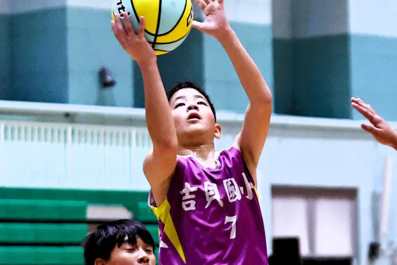 澎湖冬季國中小籃球聯賽開打！「吉貝雙星」火力全開助隊4連勝