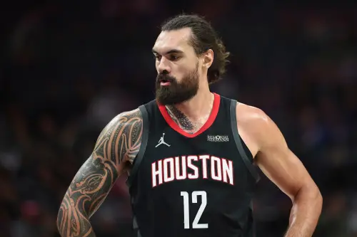 NBA／火箭「水行俠」亞當斯左腳踝3級扭傷　至少要6-12周時間康復
