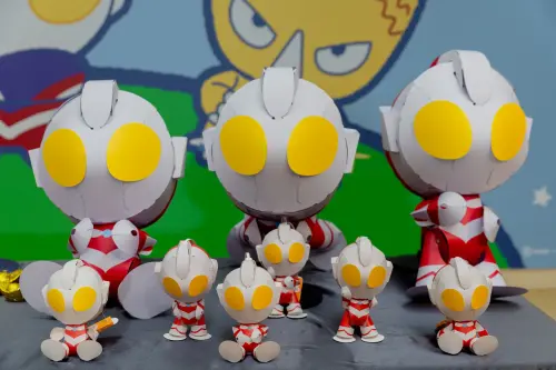 ▲2026高雄燈會高雄推出「超人力霸王」造型提燈（圖／高雄市政府提供www.facebook.com/bravo.Kaohsiung）