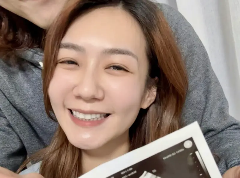 ▲《我愛黑澀會》檸檬李又汝（如圖）曬出超音波照，曾被診斷不容易懷孕的她，美夢成真。（圖／翻攝自IG@yogurt_lee819）
