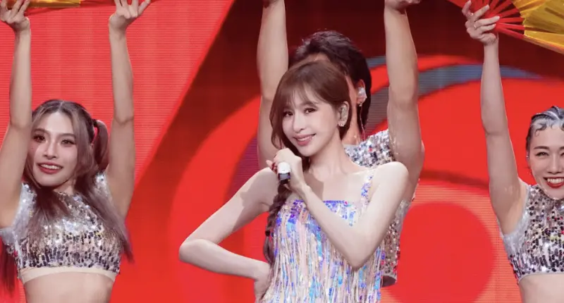 ▲王心凌將帶著《SUGAR HIGH 2.0》世界巡迴演唱會重返台北小巨蛋，本週末演出最終兩場。主辦單位特別公布7項進場注意事項，包括入場時間、周邊安寧維護和器材使用規範，供粉絲行前閱讀，讓看表演更順利開心。（圖／天晴娛樂提供）