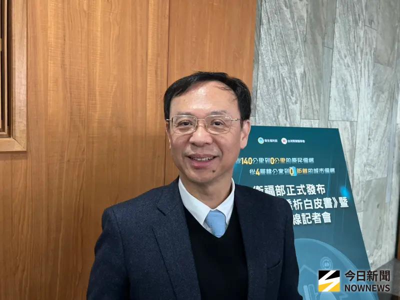 ▲對於公費醫學生的制度預計續推，衛福部長石崇良說，把招募特別困難的科別也納入，且不限於在偏鄉服務。（圖／記者張乃文攝）