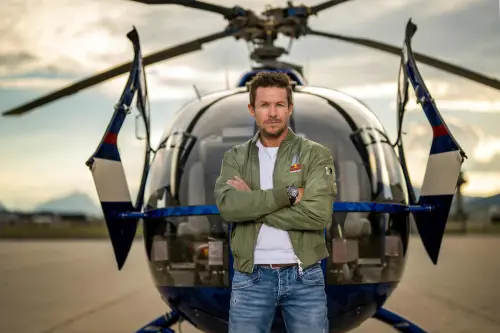 ▲極限運動家鮑加納（Felix Baumgartner）是歷史上第一位從接近太空平流層跳傘成功的人類。（圖／翻攝RedBull官網）