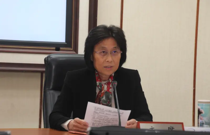    ▲陳怡鈴說明，目前這項技術已經運用到台電陸域風機，因為是使用聲音檢測，考量到海上環境雜音多，尚無法直接使用，但如果可以克服，將很樂意投入到離岸風電運維領域。（圖／記者鍾泓良攝影）  