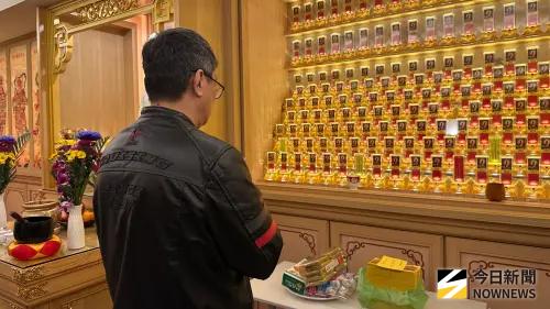 ▲全代祀服務導入祖先「長照中心」概念，集中管理祖先牌位並祭祀，滿足現代人對傳統習俗的尊重，也體現現代人尋求生活便利的需求。（圖／記者陳美嘉攝，2026.01.21）